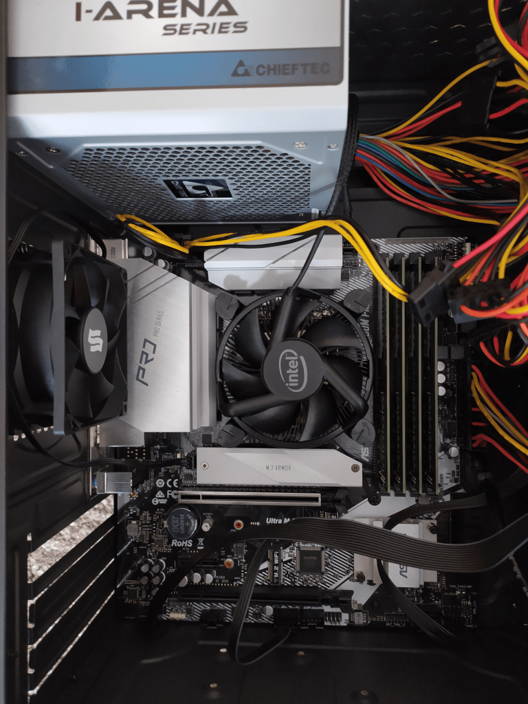 ESXi Node1 ASRock B460m, Intel i9-10900, 128GB RAM.